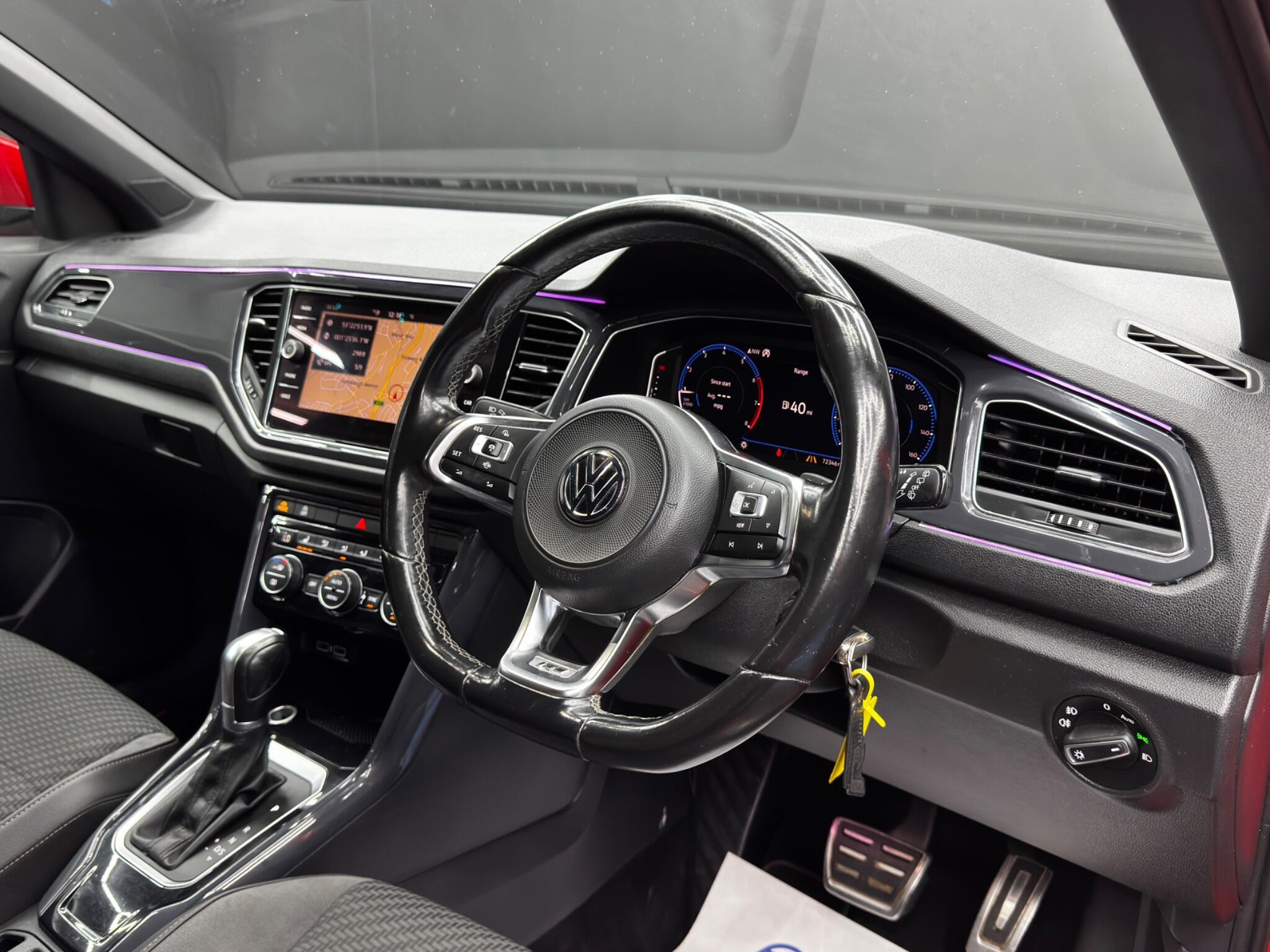 Volkswagen T-Roc - Image 9
