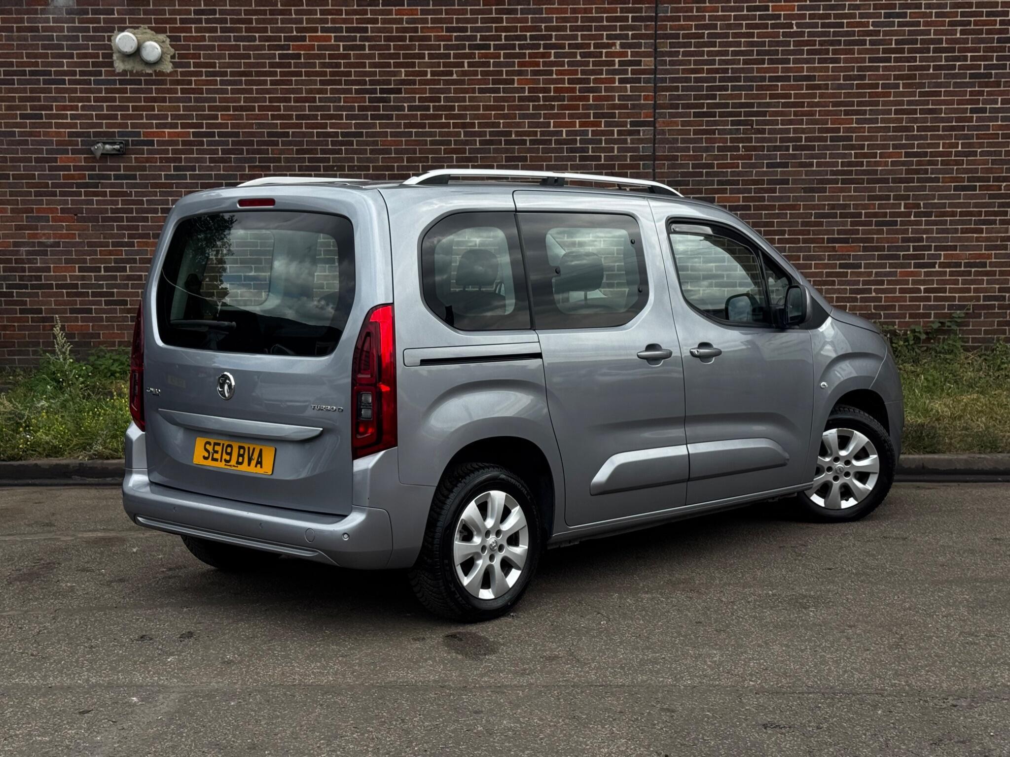 Vauxhall Combo Life - Image 6