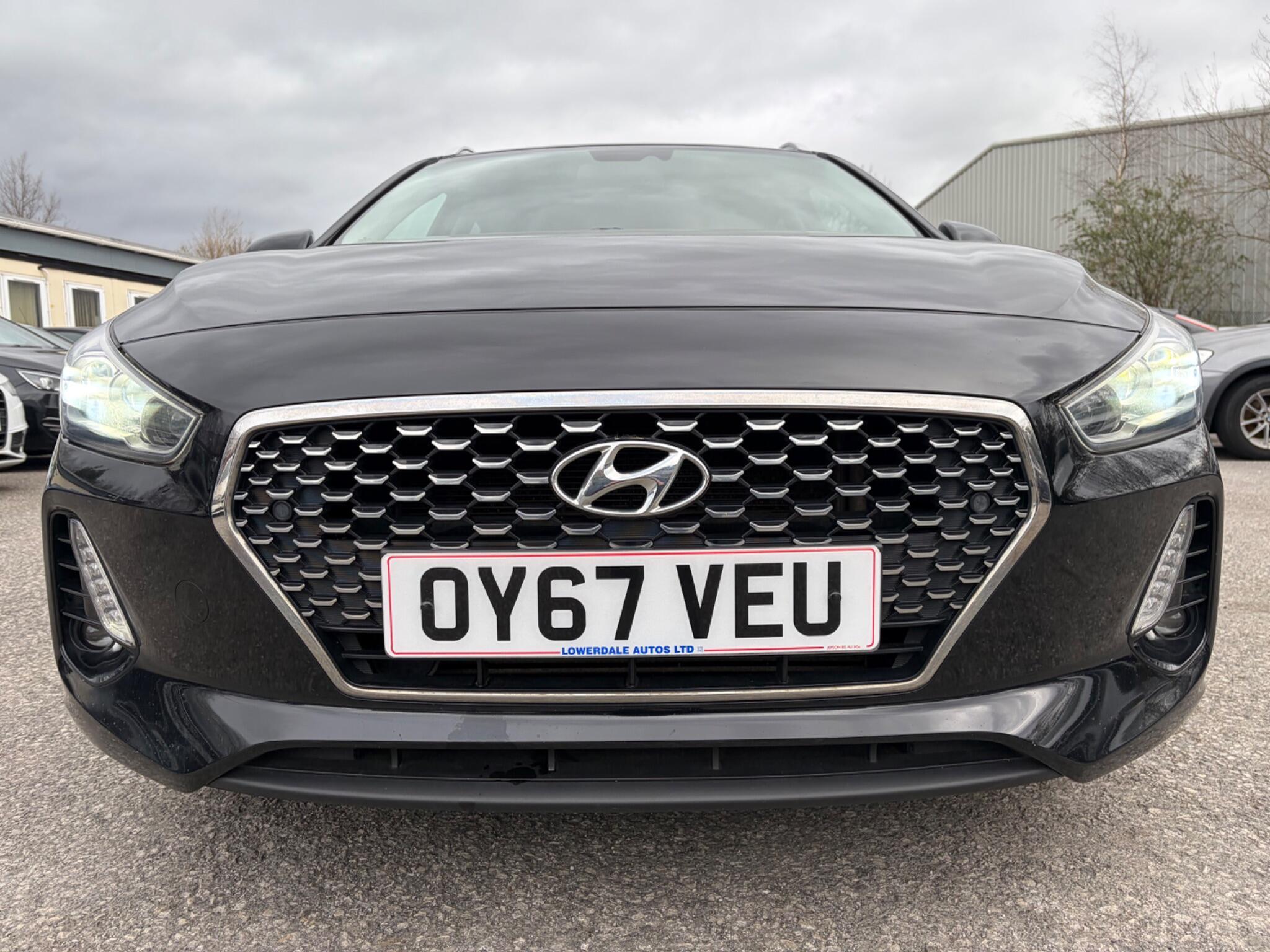 Hyundai i30 - Image 6