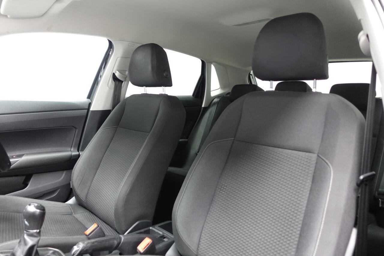 Volkswagen Polo - Image 17