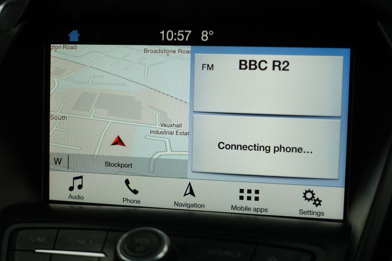 Ford Kuga - Image 36