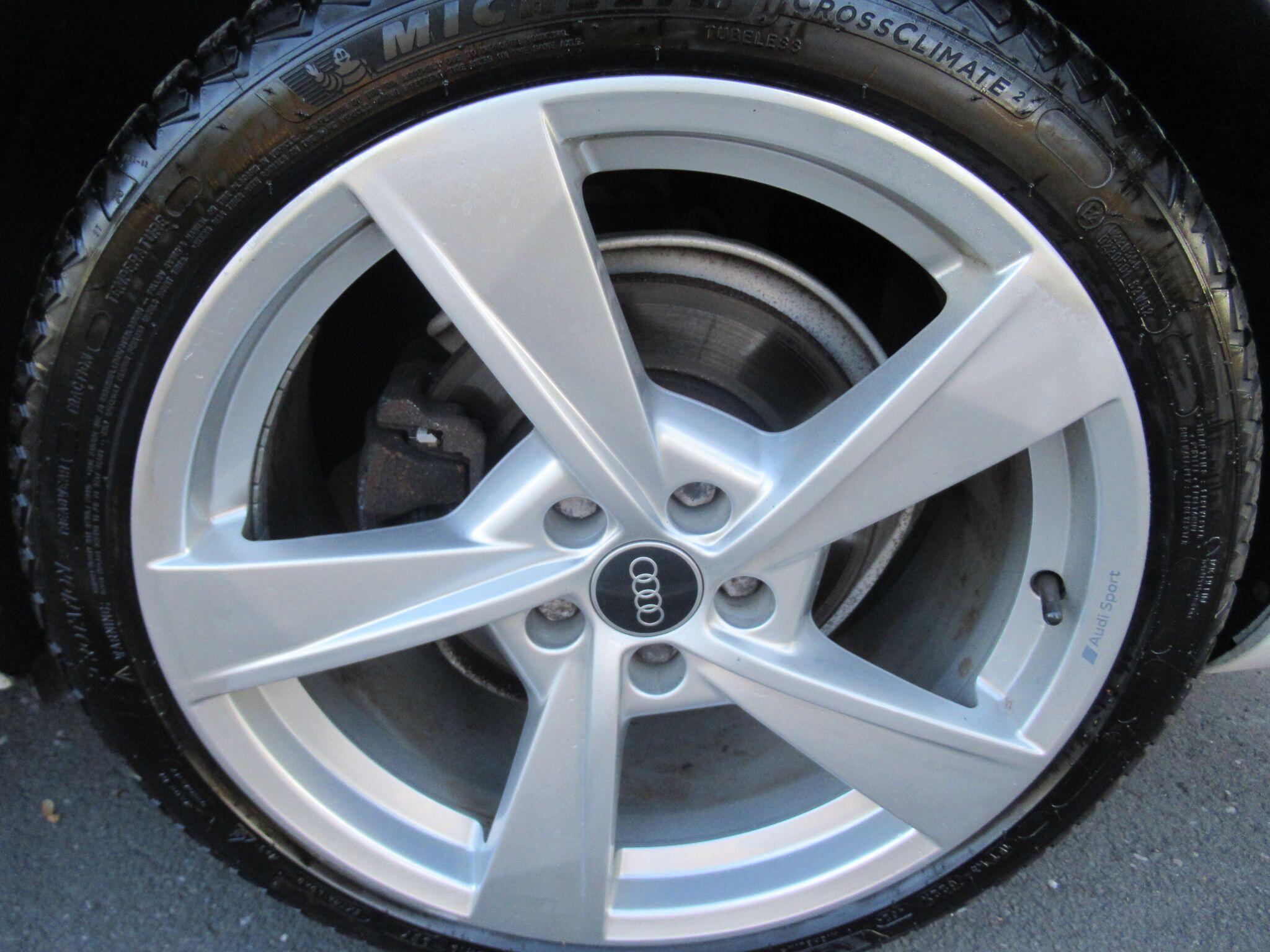Audi A4 Avant - Image 14