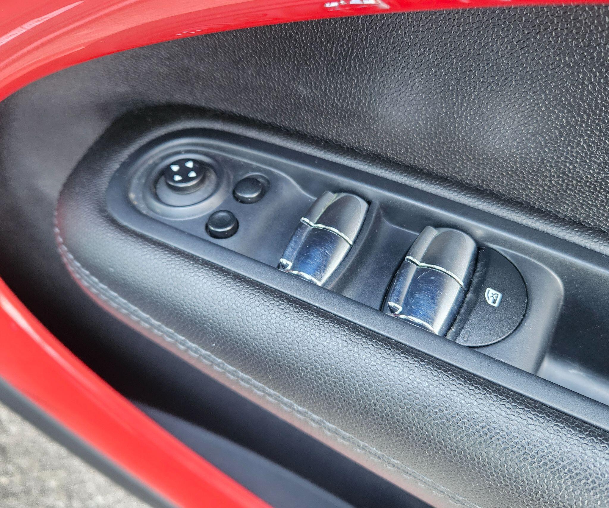 MINI Countryman - Image 39