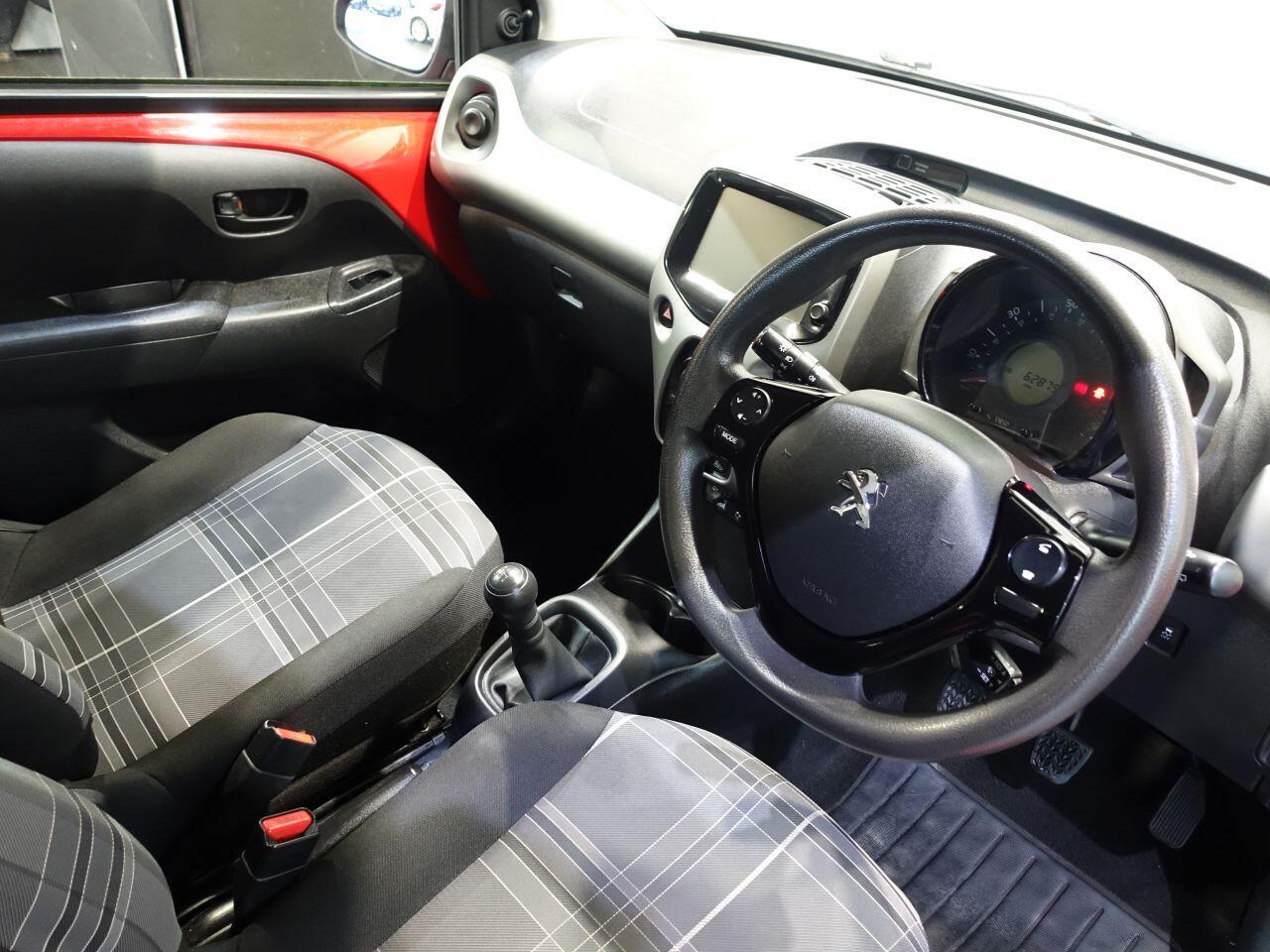 Peugeot 108 - Image 2