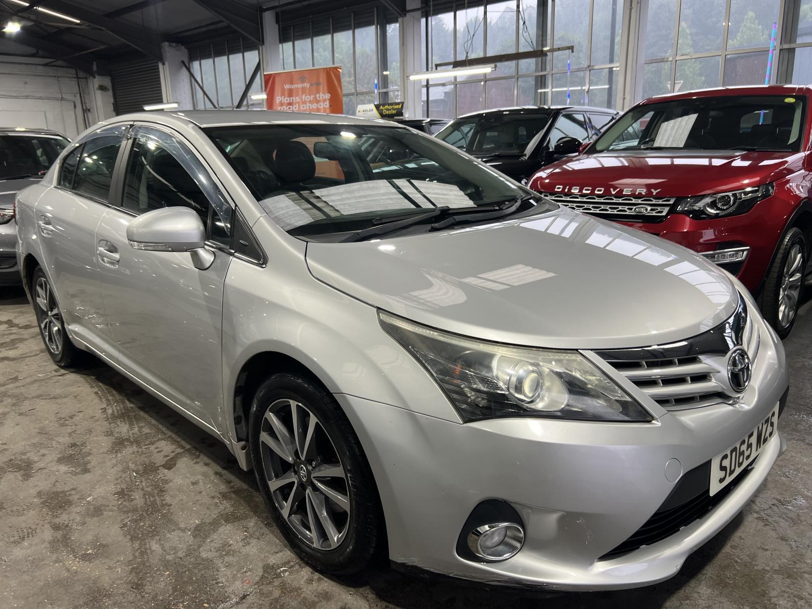 Toyota Avensis - Image 13