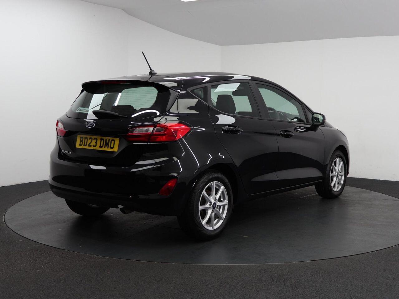 Ford Fiesta - Image 14