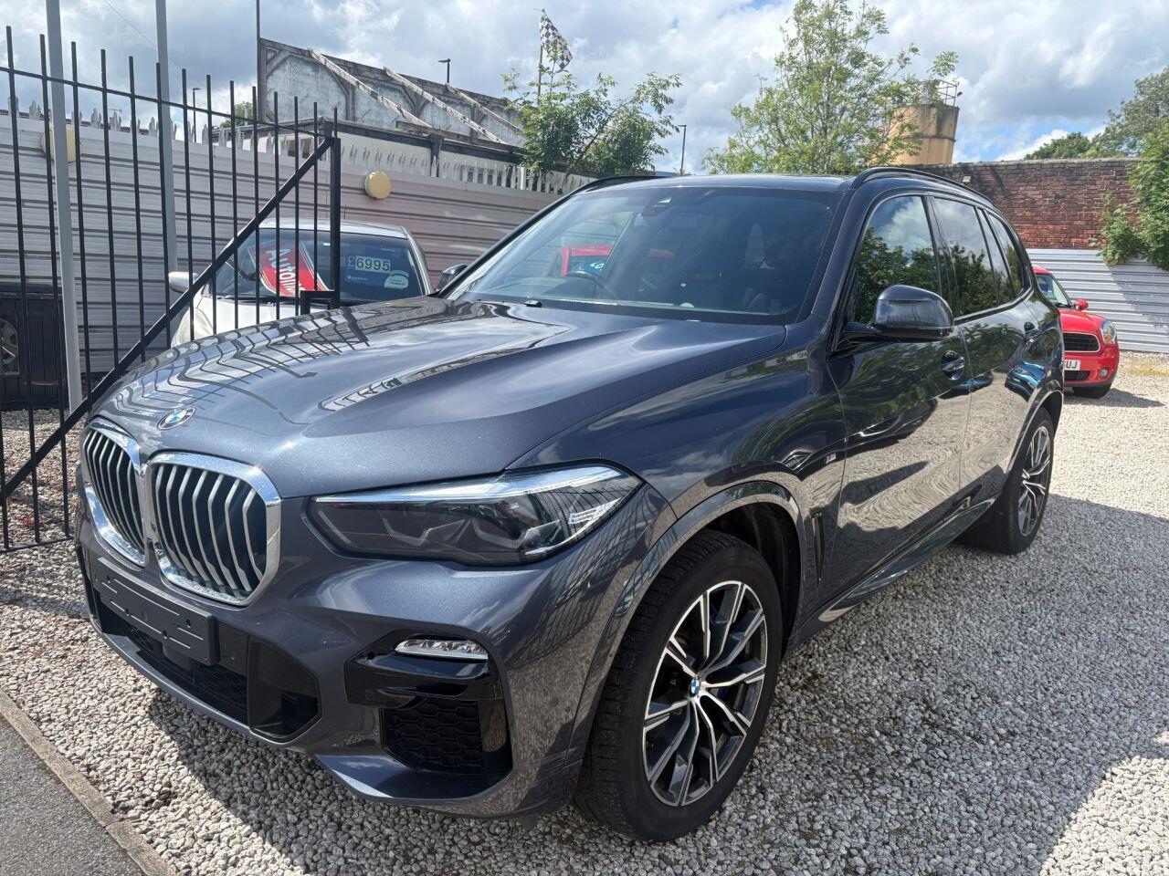 BMW X5 - Image 2