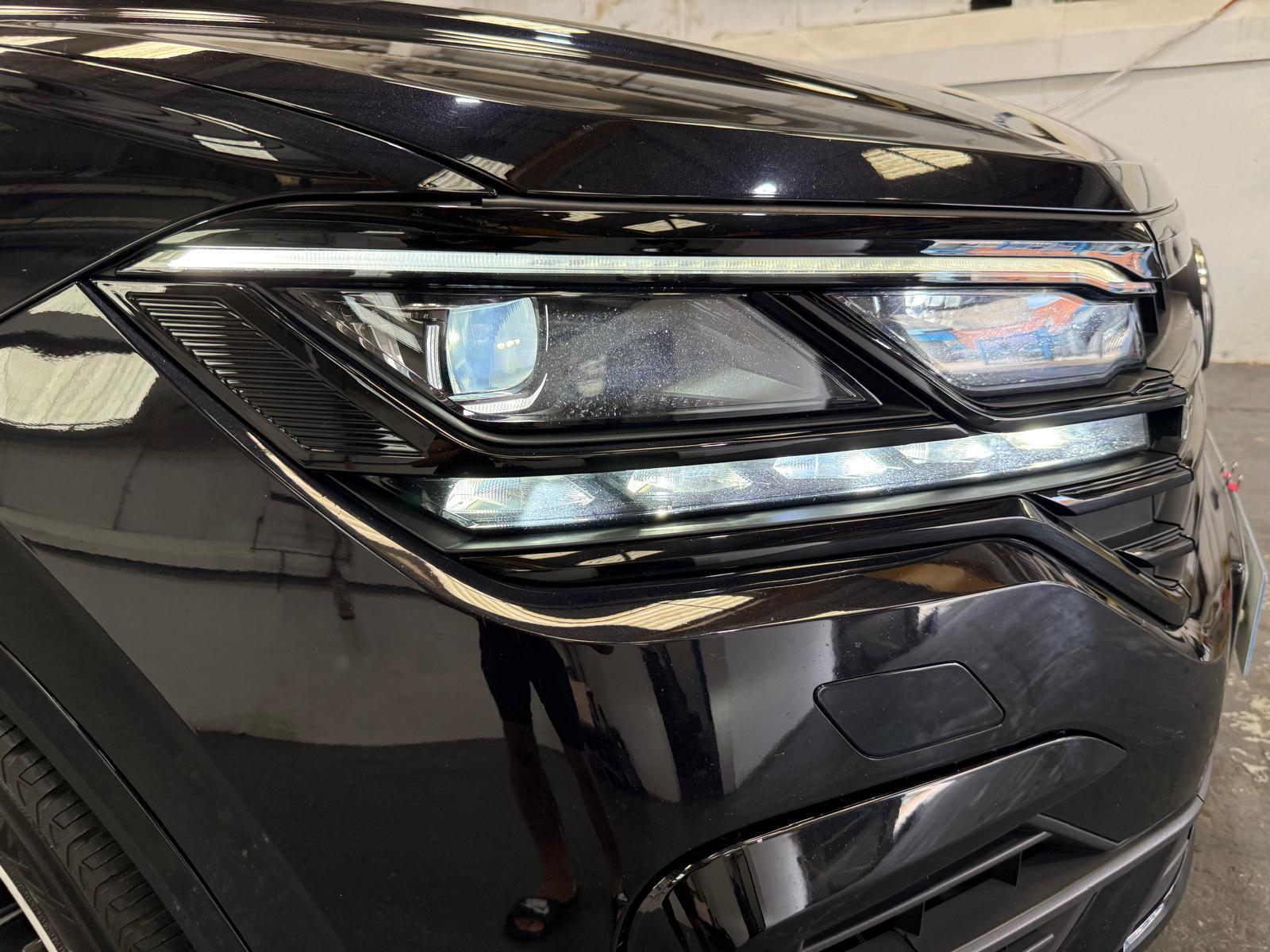 Volkswagen Touareg - Image 8