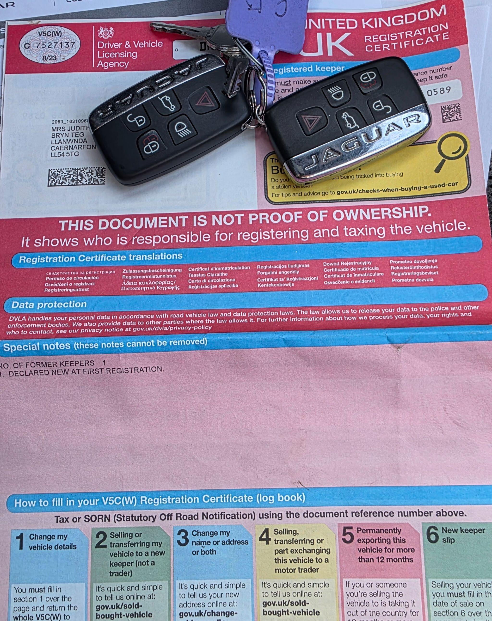 Jaguar F-Pace - Image 40