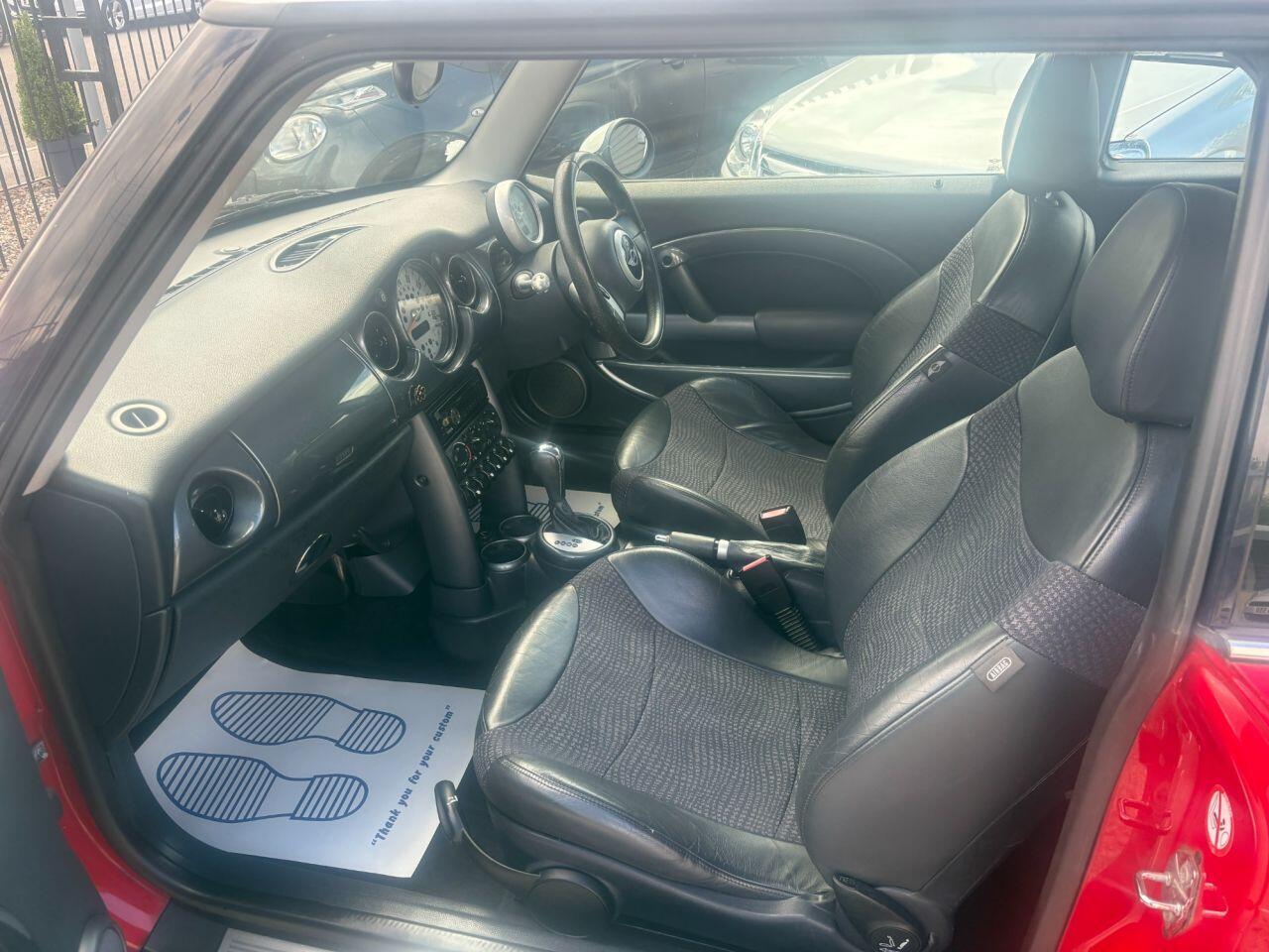 MINI Hatch - Image 7