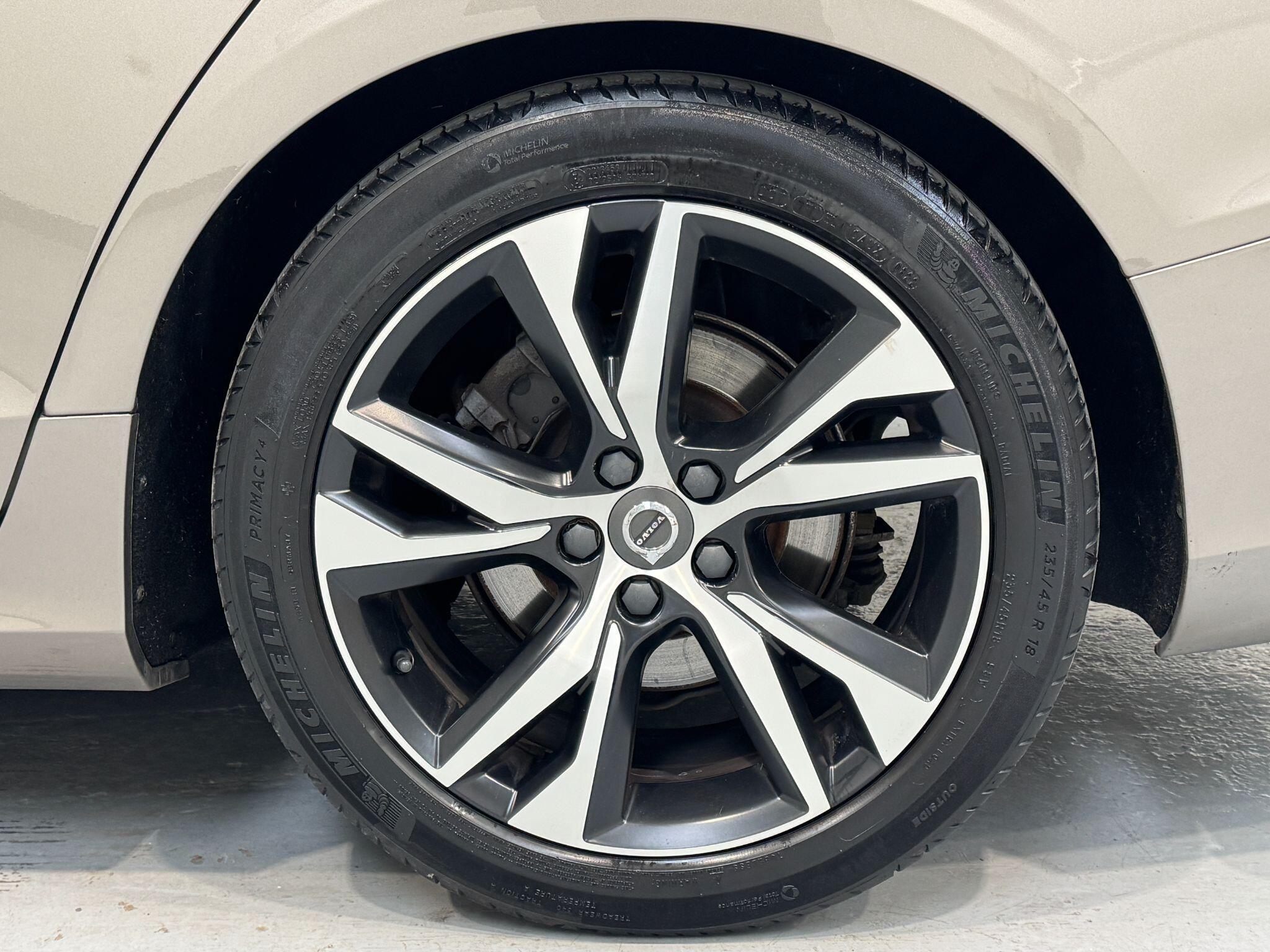 Volvo V60 - Image 27
