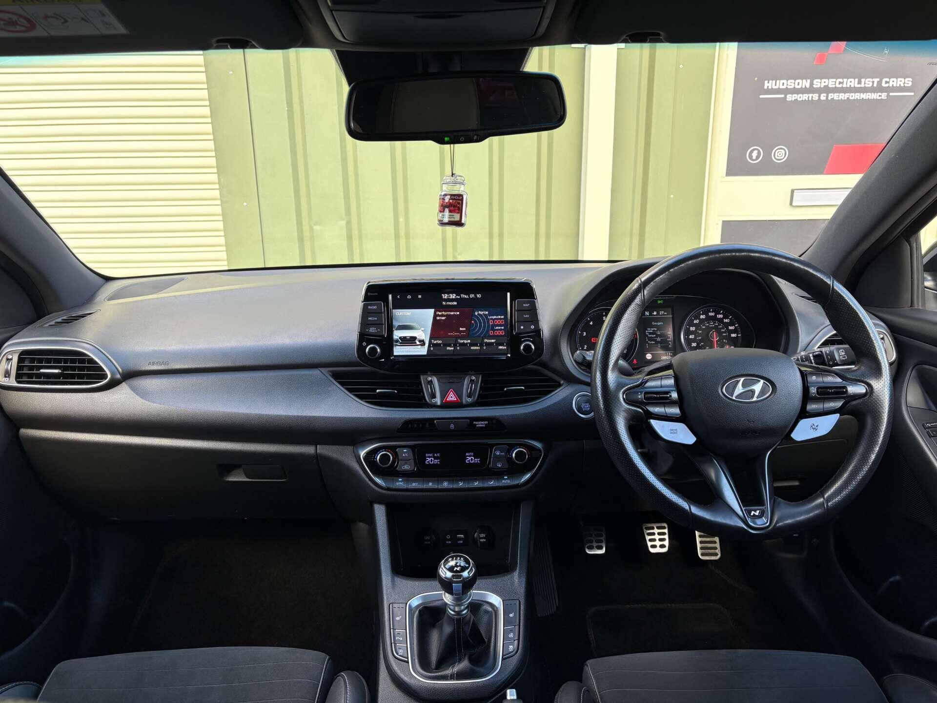 Hyundai i30 - Image 15