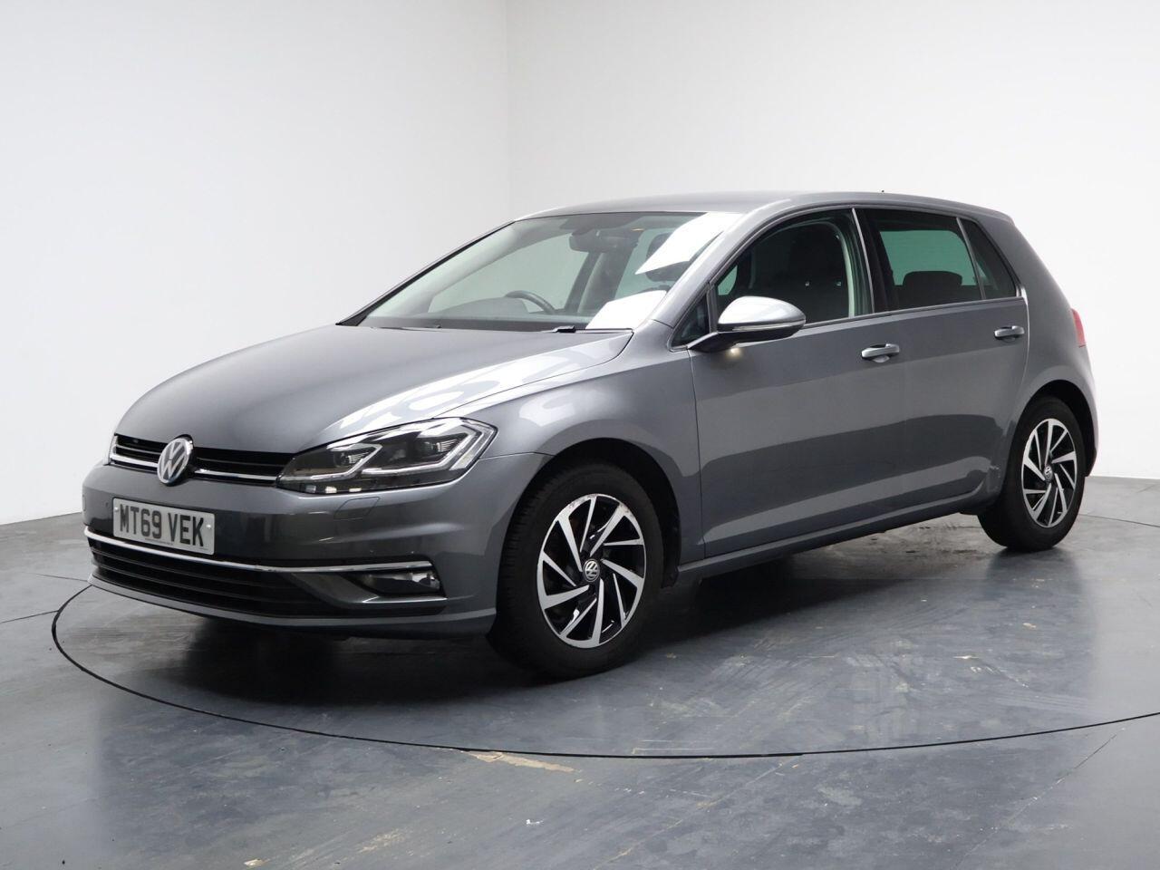 Volkswagen Golf - Image 9