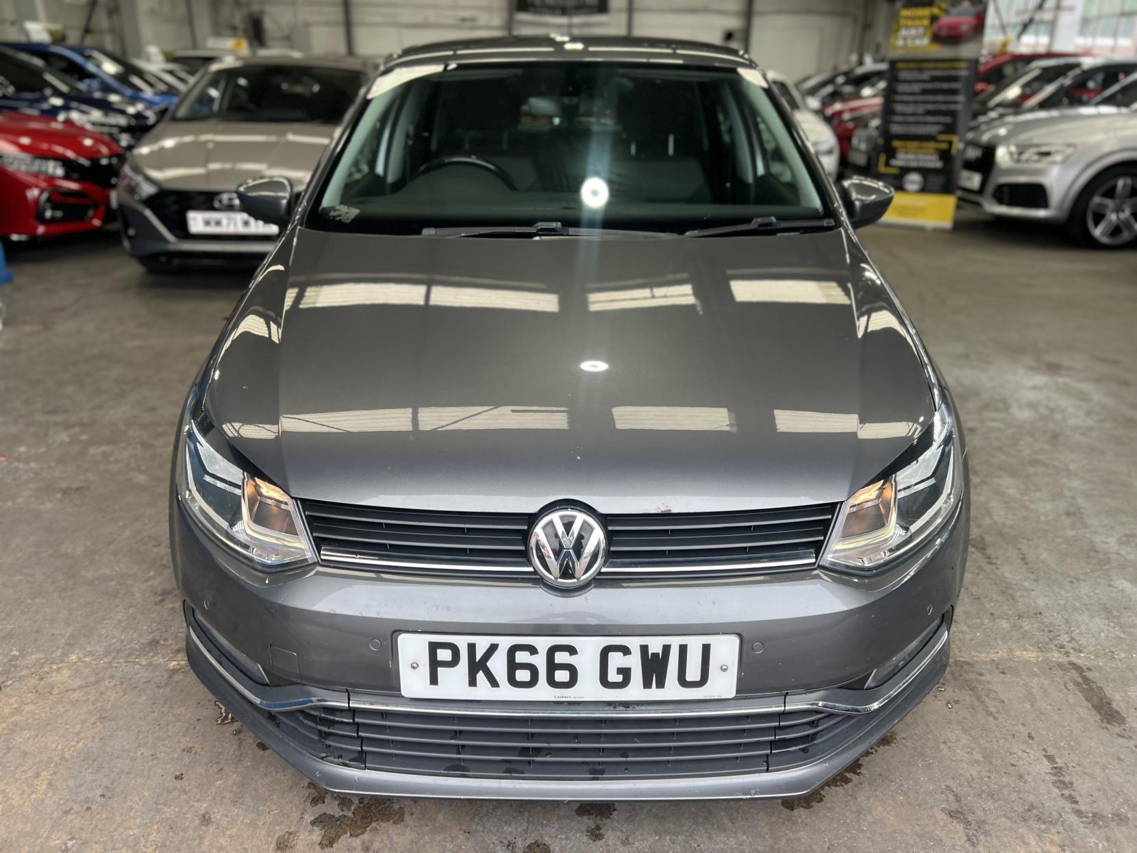 Volkswagen Polo - Image 2
