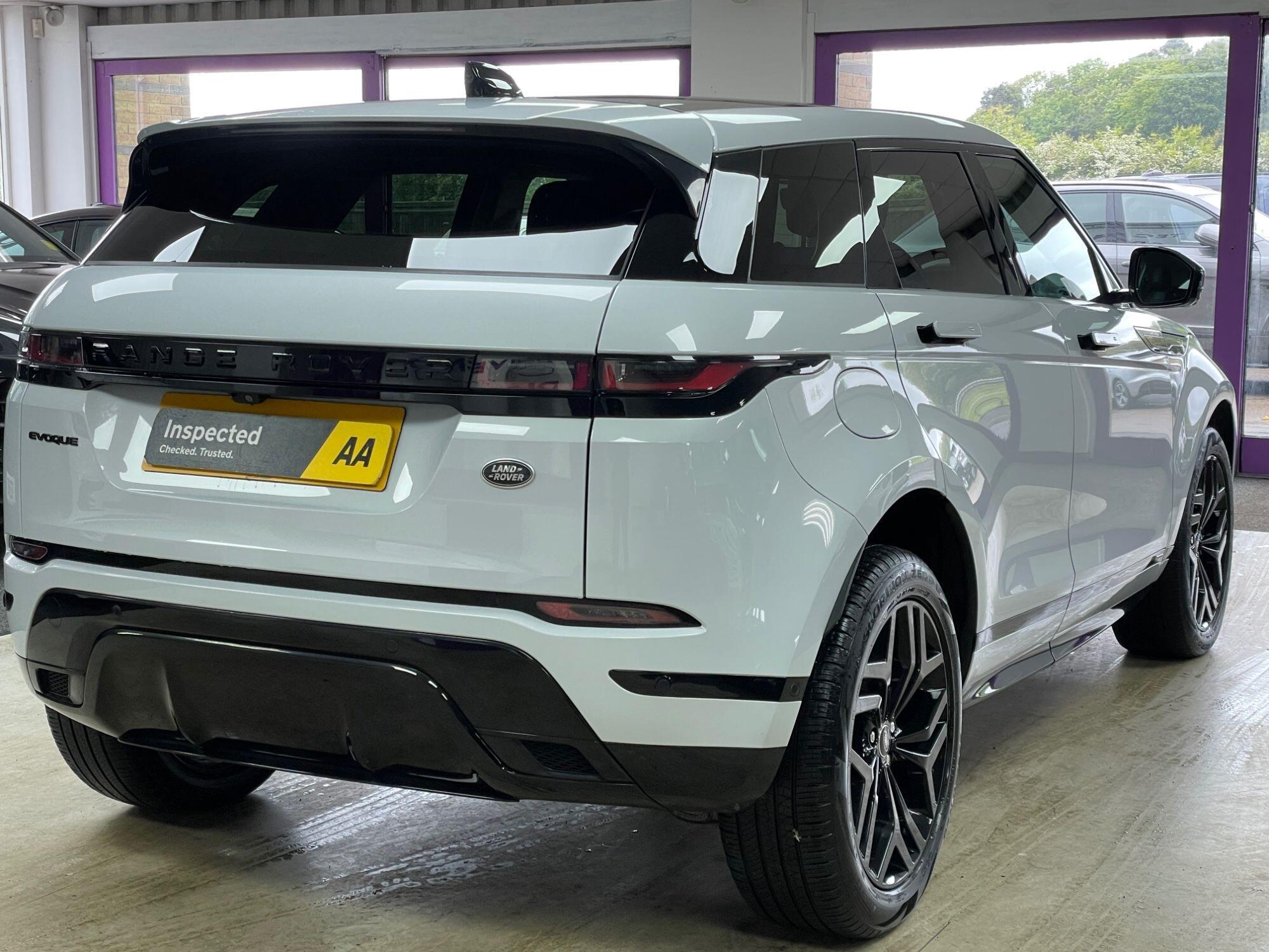 Land Rover Range Rover Evoque - Image 11