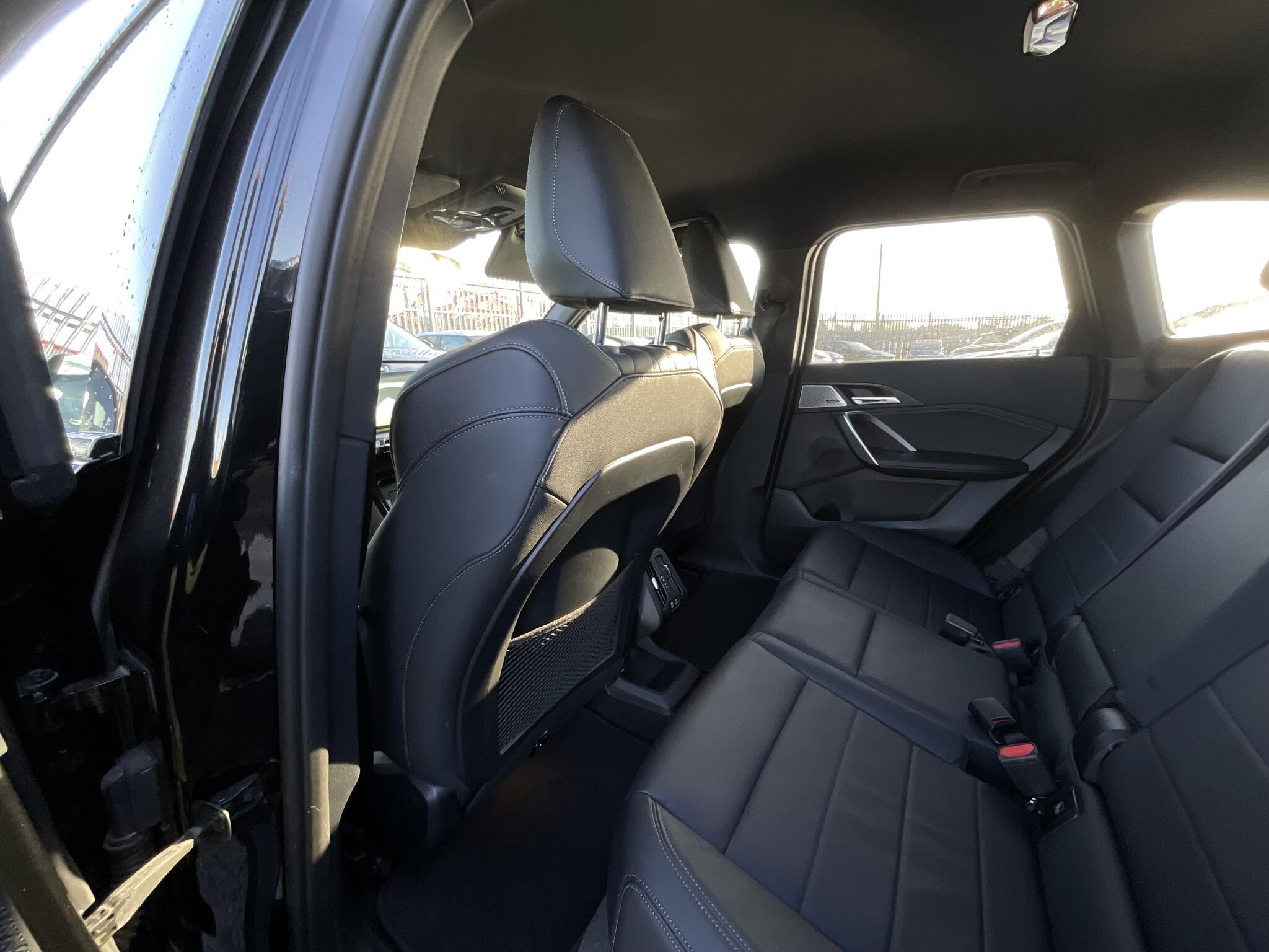 BMW iX1 - Image 15
