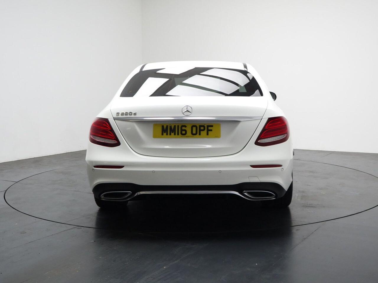 Mercedes-benz E Class - Image 11