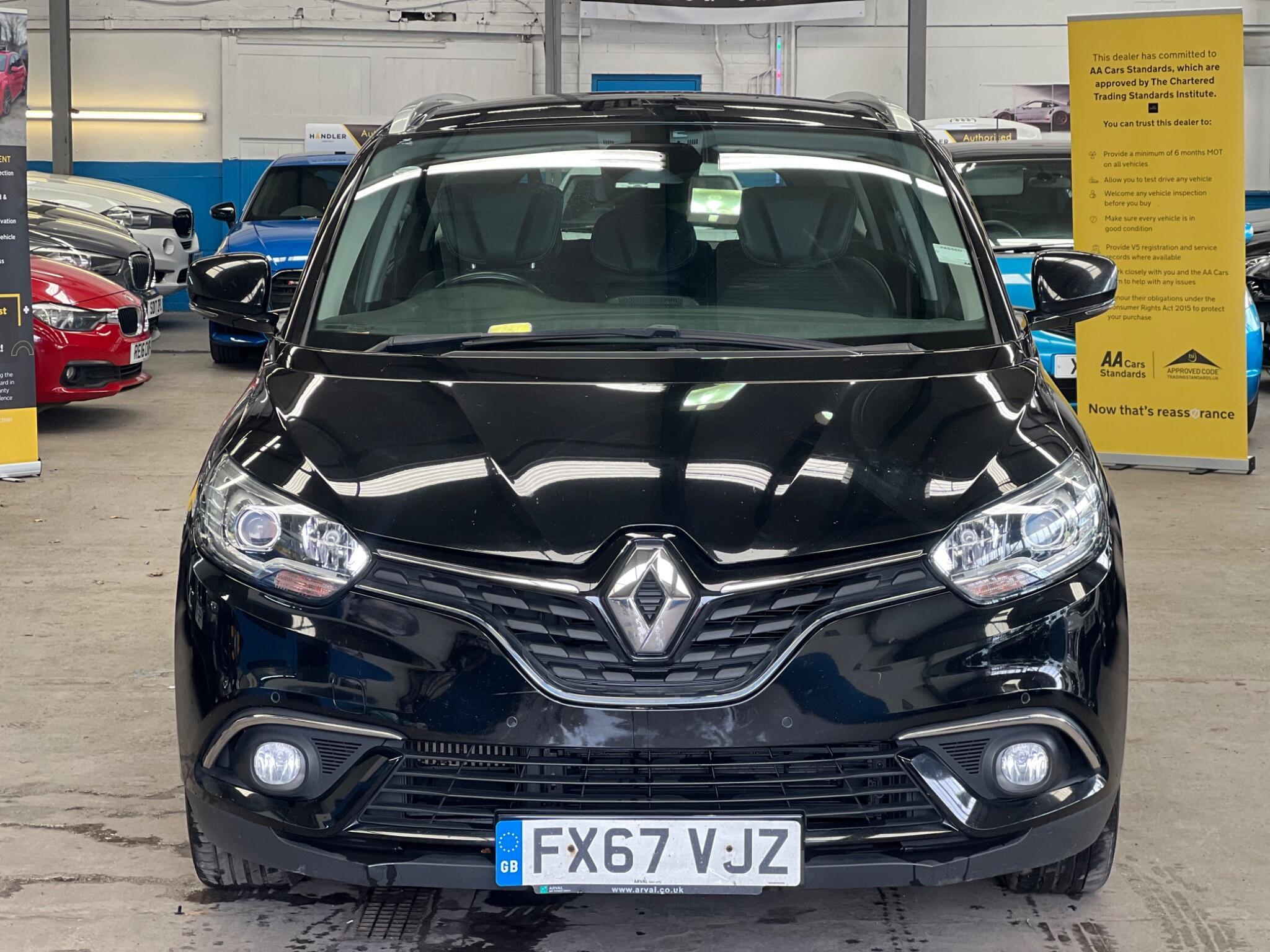 Renault Grand Scenic - Image 3