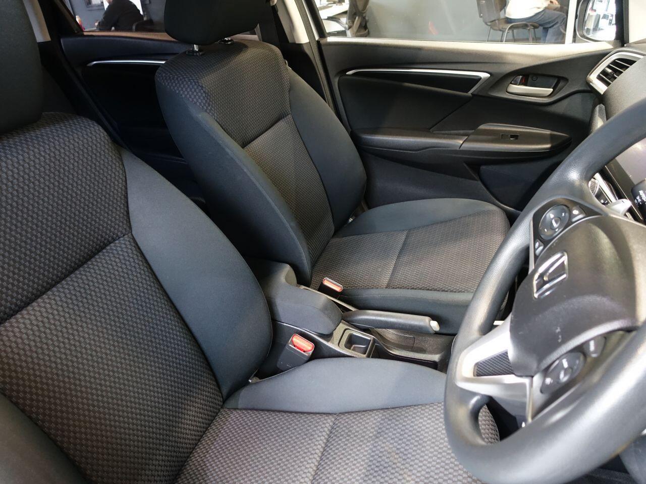 Honda Jazz - Image 13