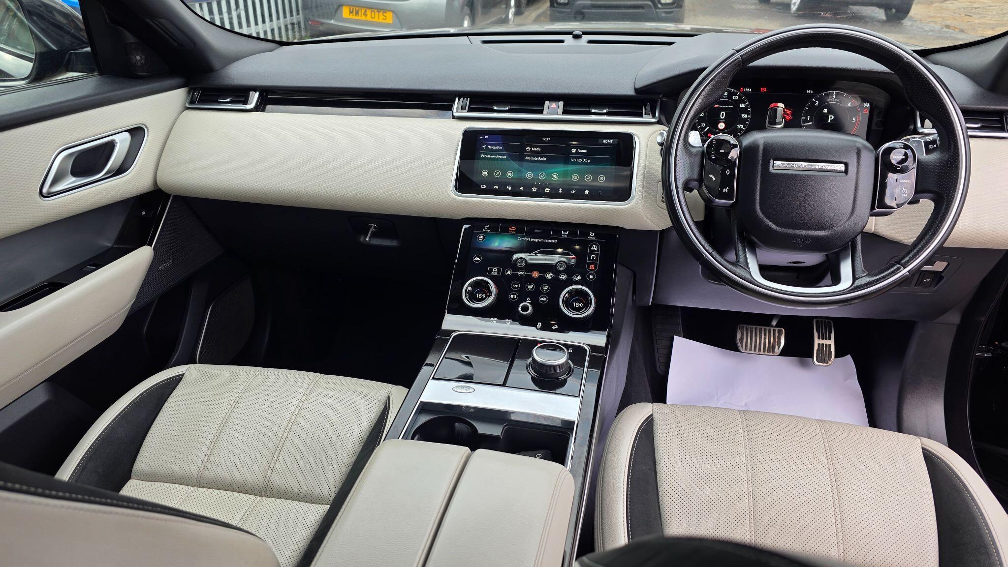 Land Rover Range Rover Velar - Image 45