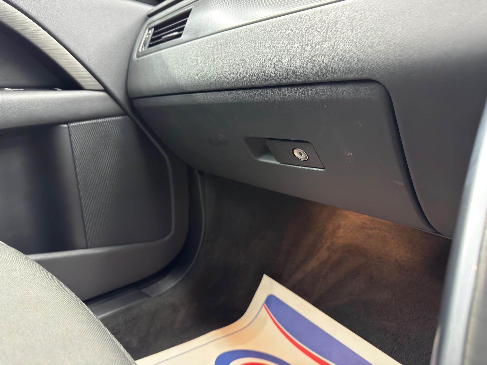 Volvo V70 - Image 33