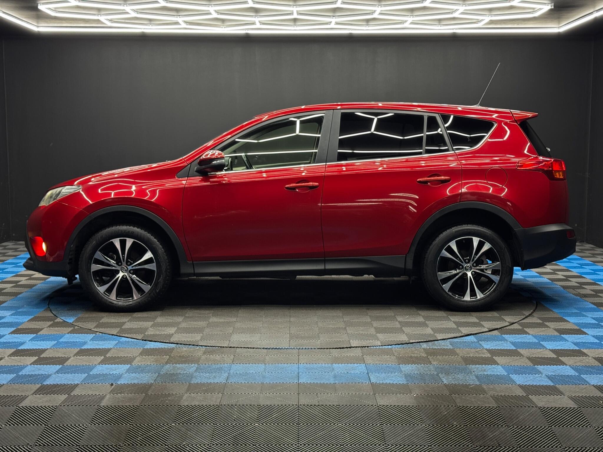 Toyota RAV4 - Image 8