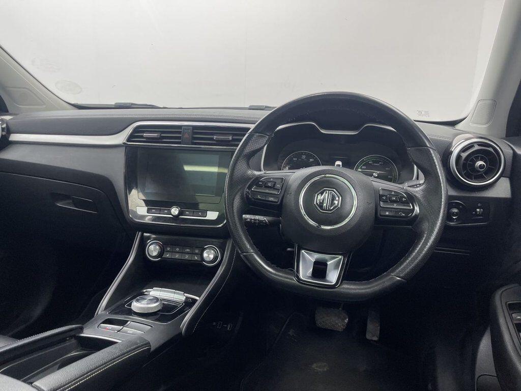 MG MG ZS - Image 17