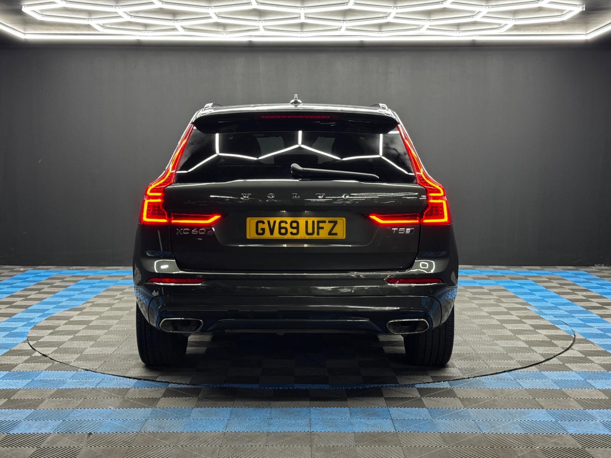 Volvo XC60 - Image 6