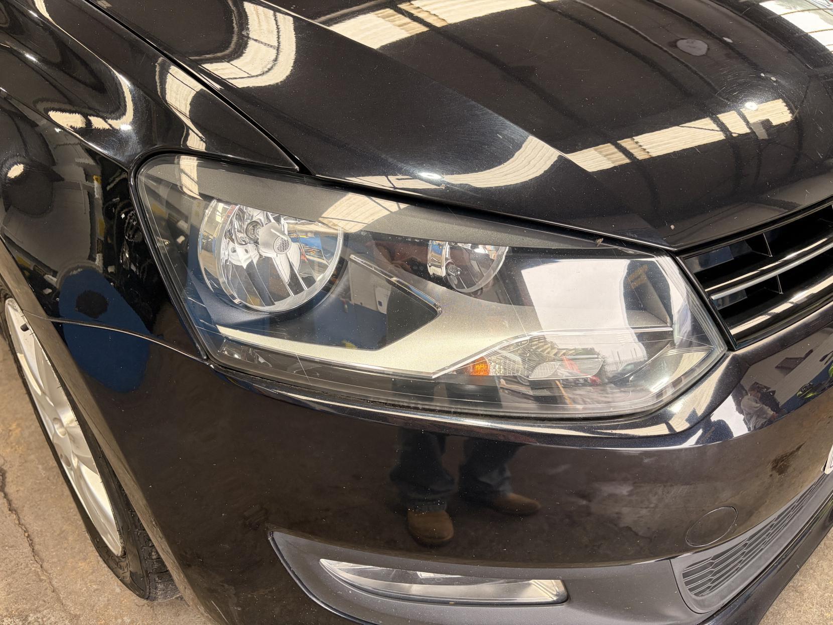 Volkswagen Polo - Image 8