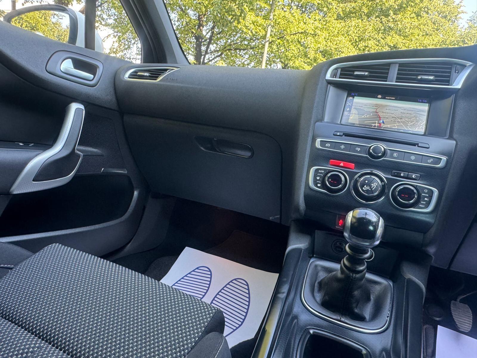 DS AUTOMOBILES DS 4 - Image 18