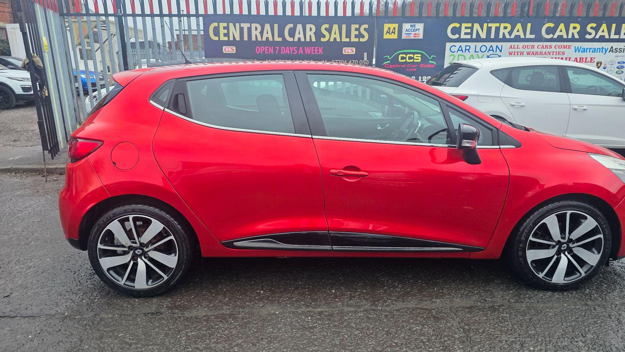 Renault Clio - Image 9