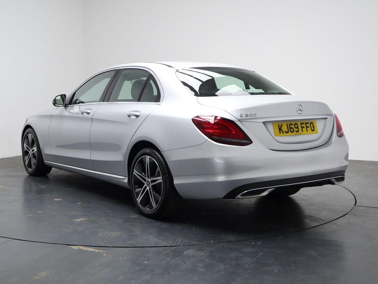 Mercedes-benz C-CLASS - Image 9