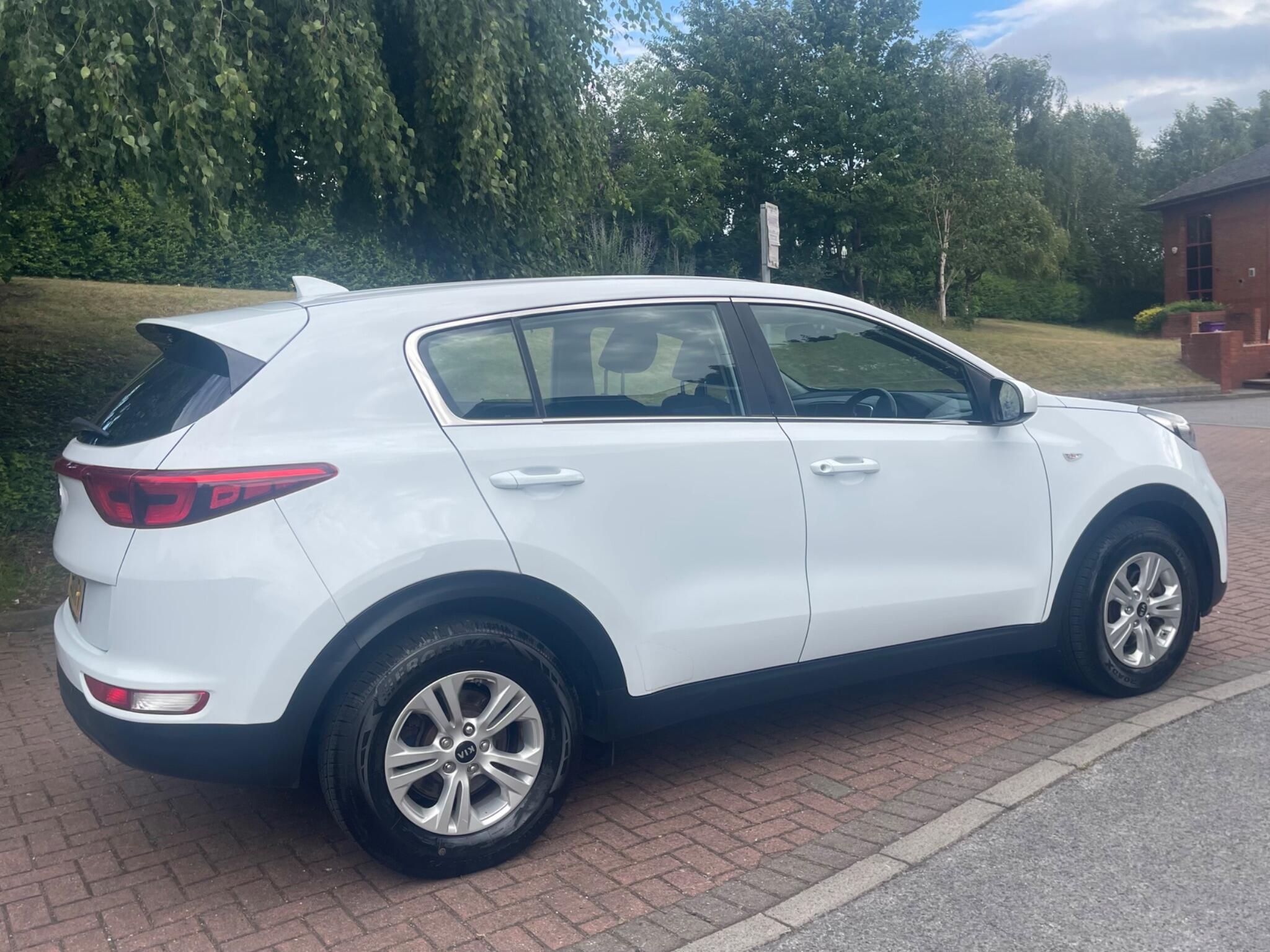 Kia Sportage - Image 17