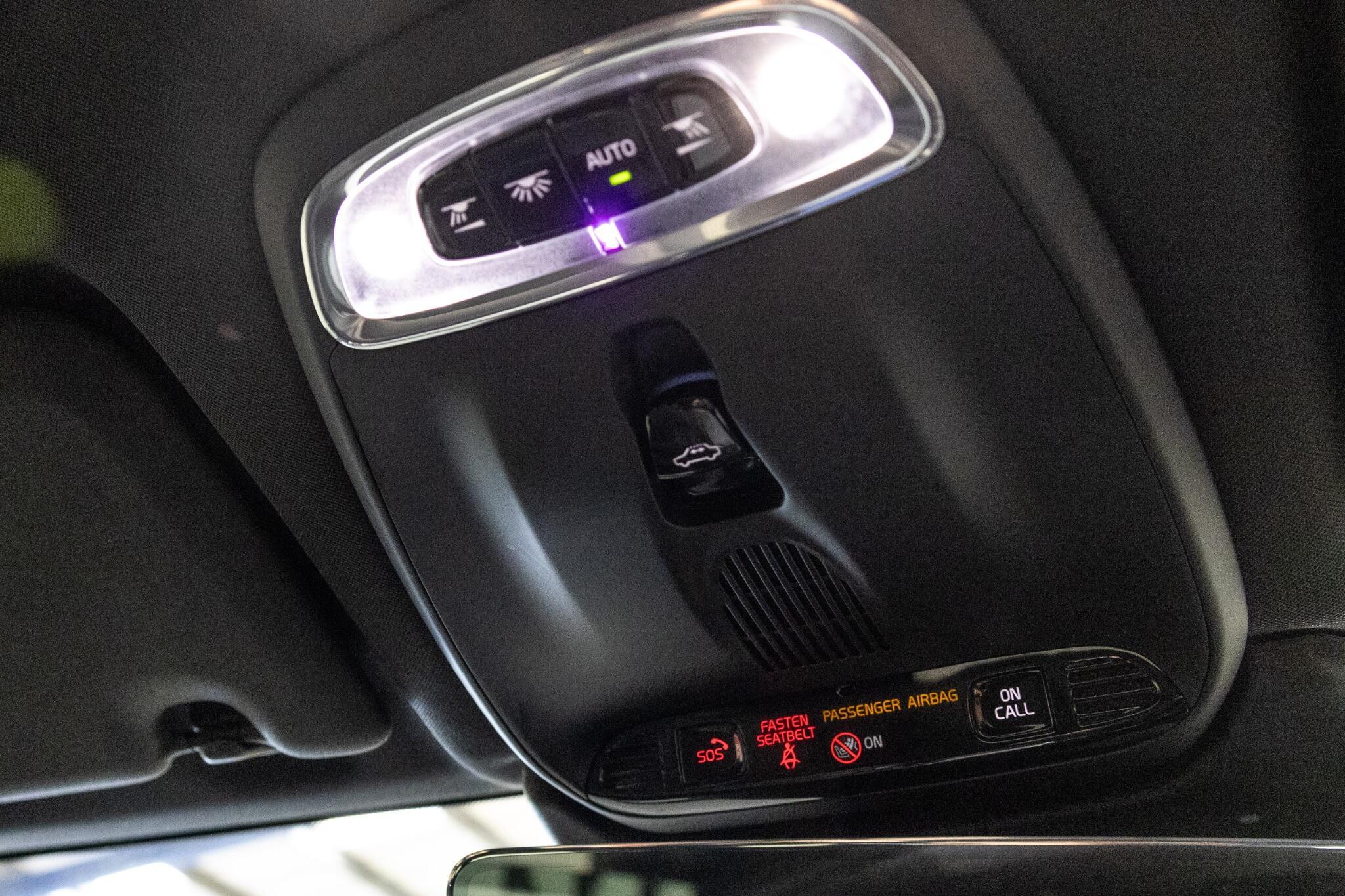 Volvo XC60 - Image 29