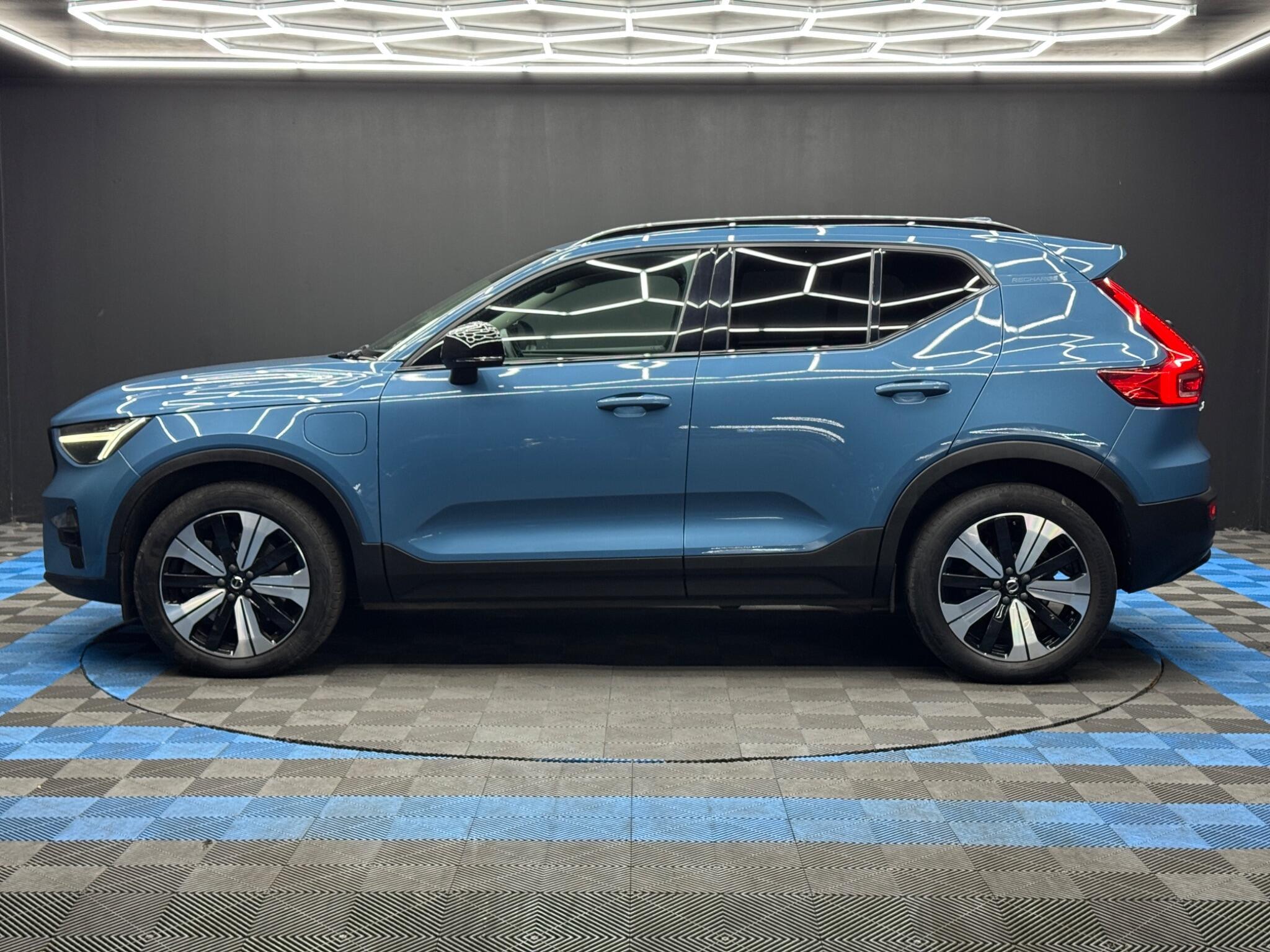 Volvo XC40 - Image 8
