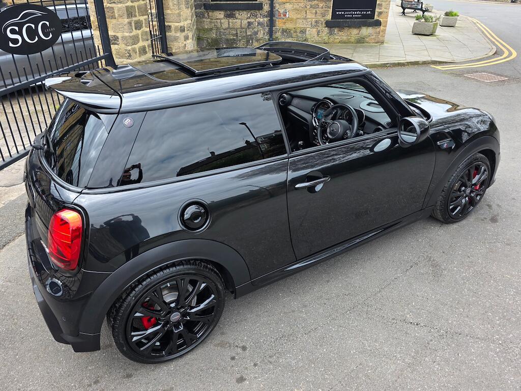 MINI Hatch - Image 8