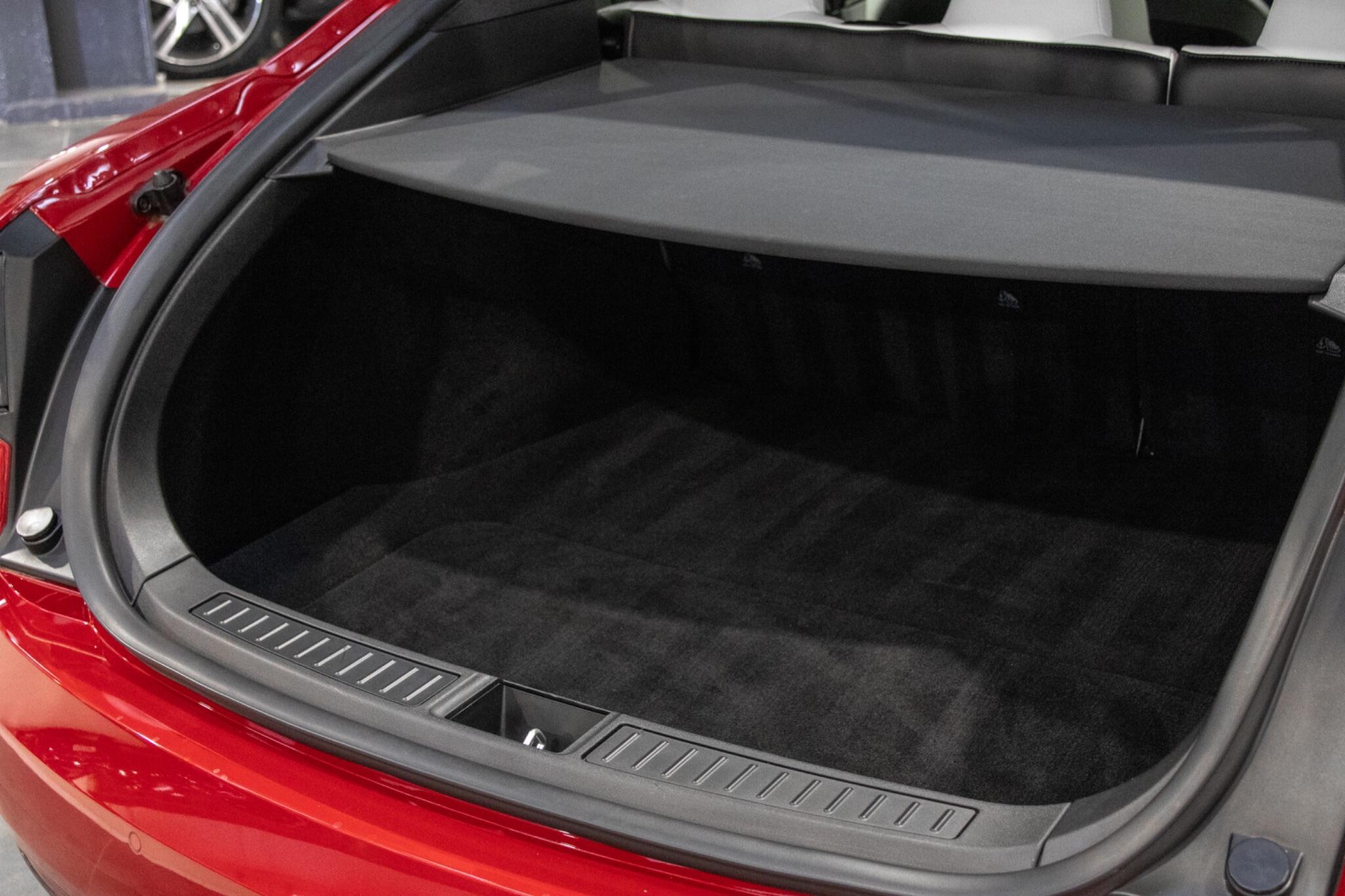Tesla Model S - Image 9