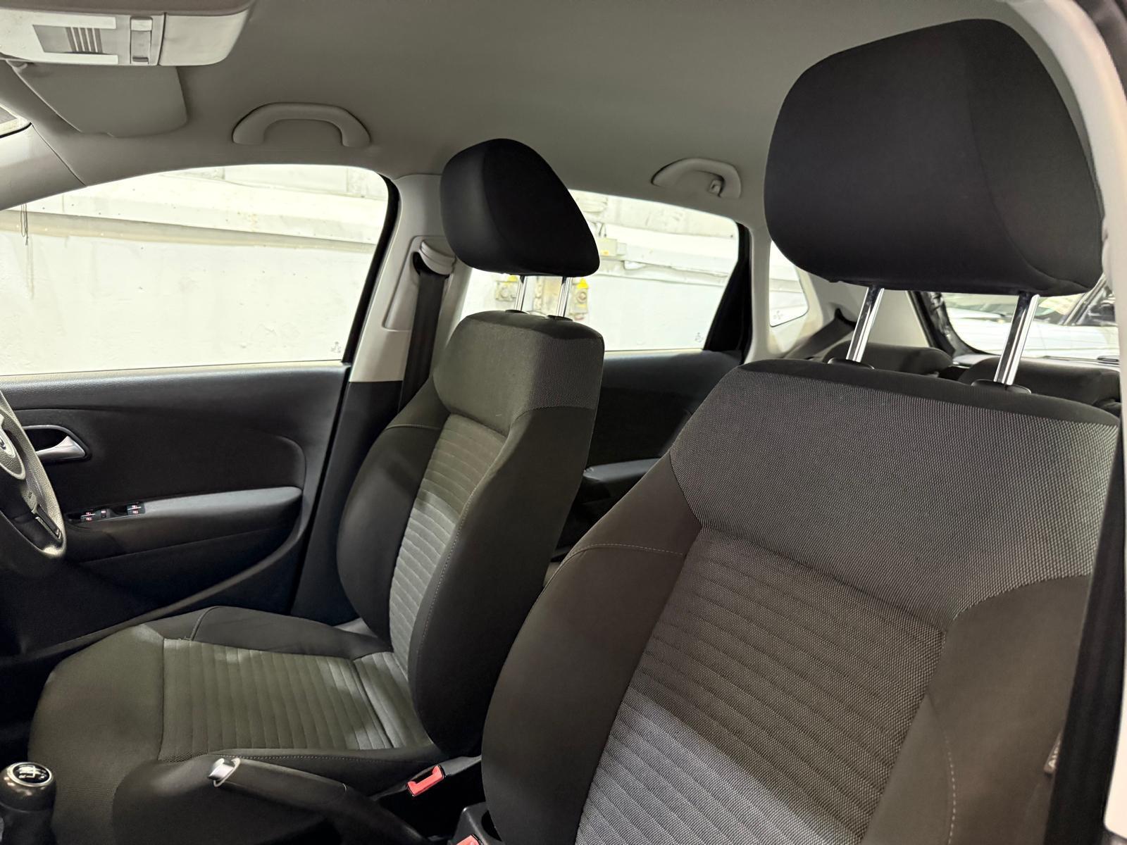 Volkswagen Polo - Image 9