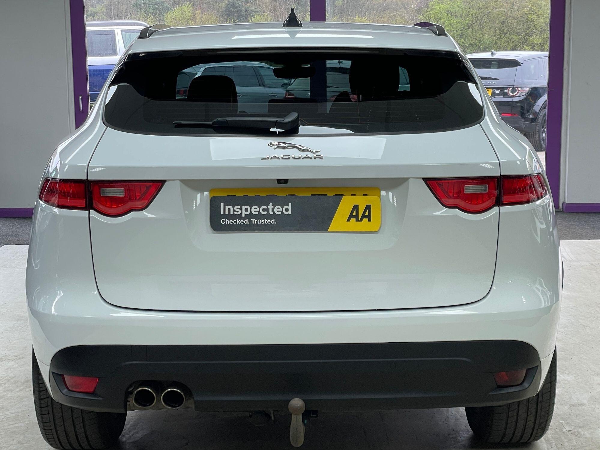 Jaguar F-Pace - Image 10