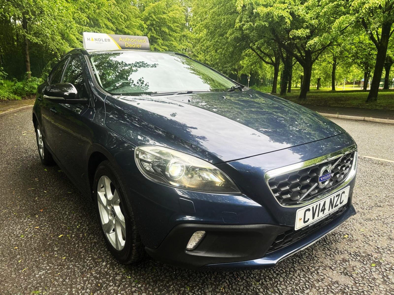 Volvo V40 CROSS COUNTRY - Image 9