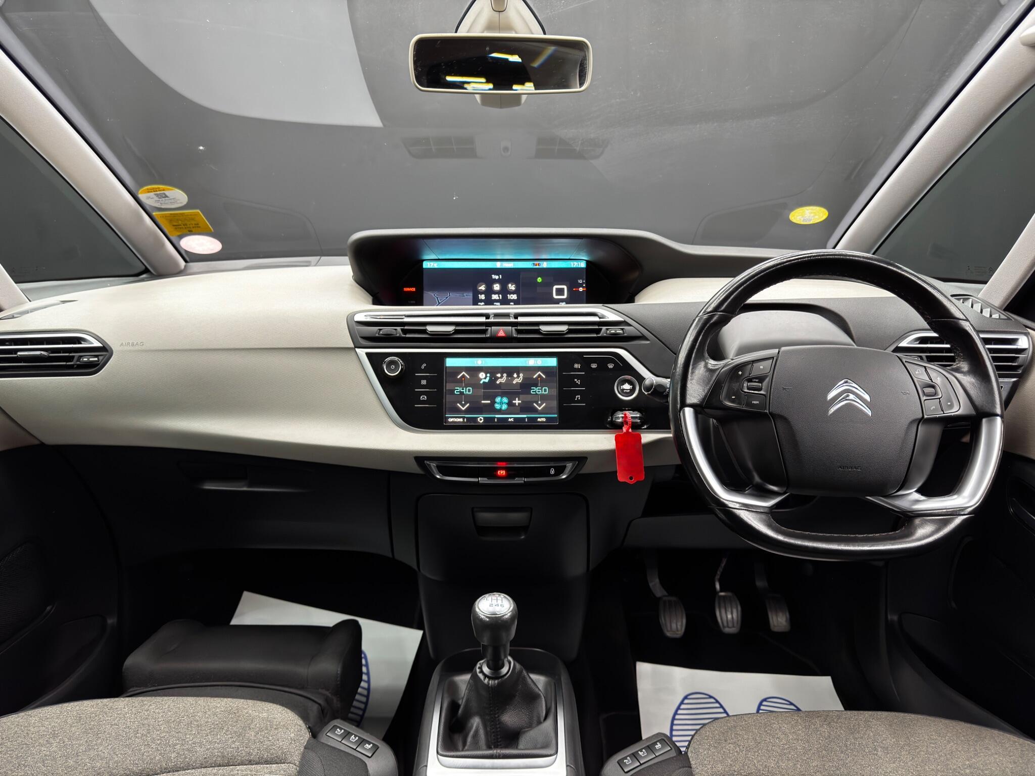 Citroen C4 Picasso - Image 10