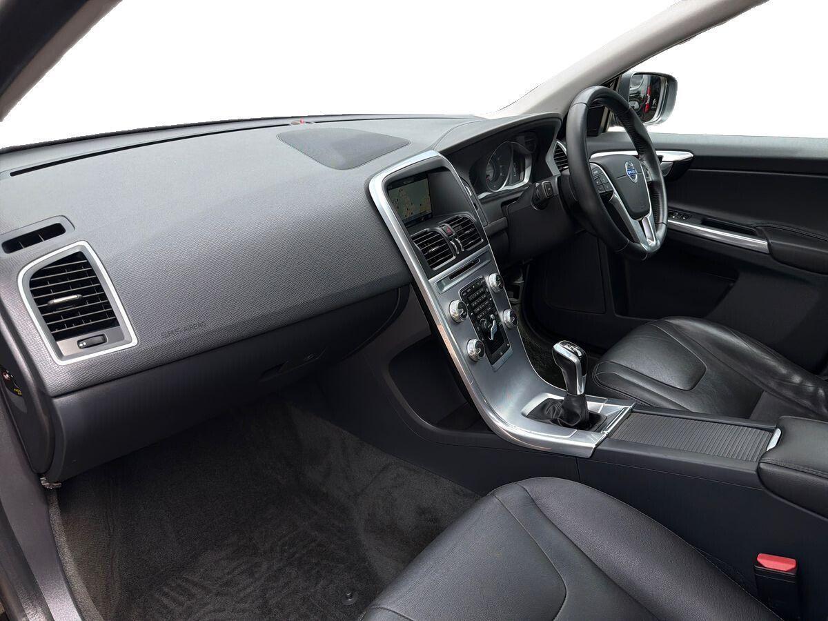 Volvo XC60 - Image 19