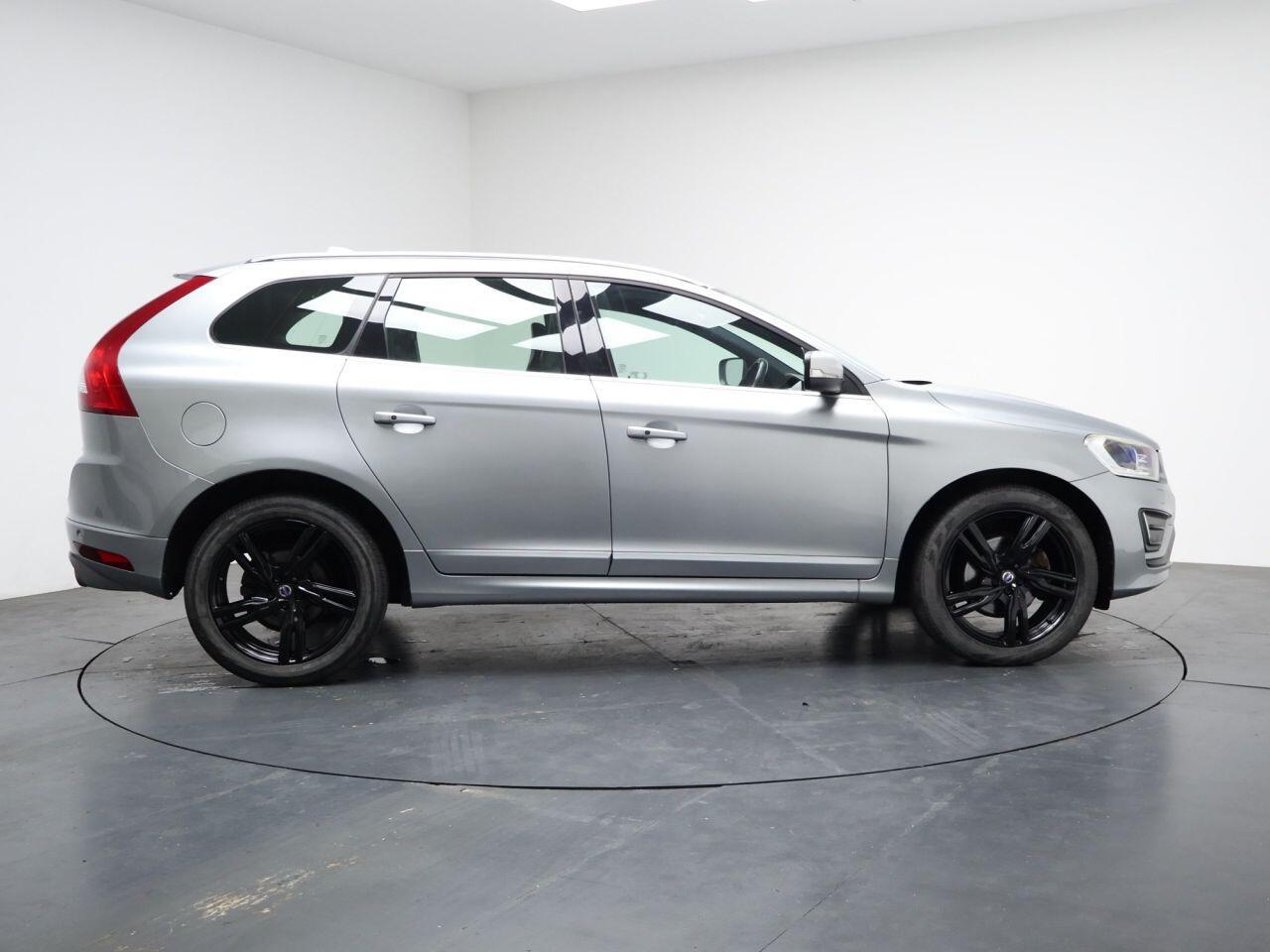 Volvo XC60 - Image 14