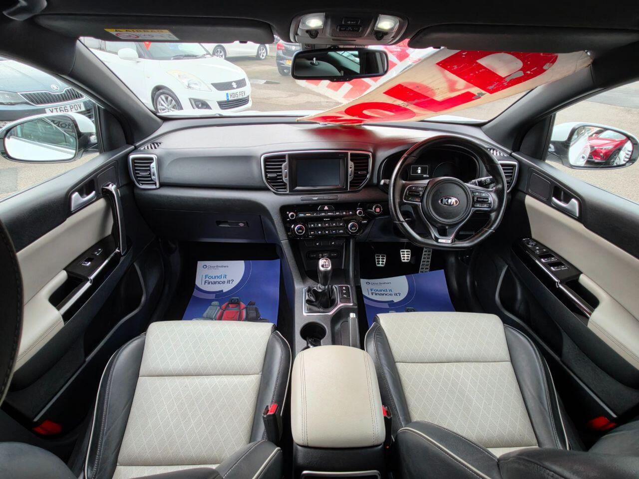 Kia Sportage - Image 13