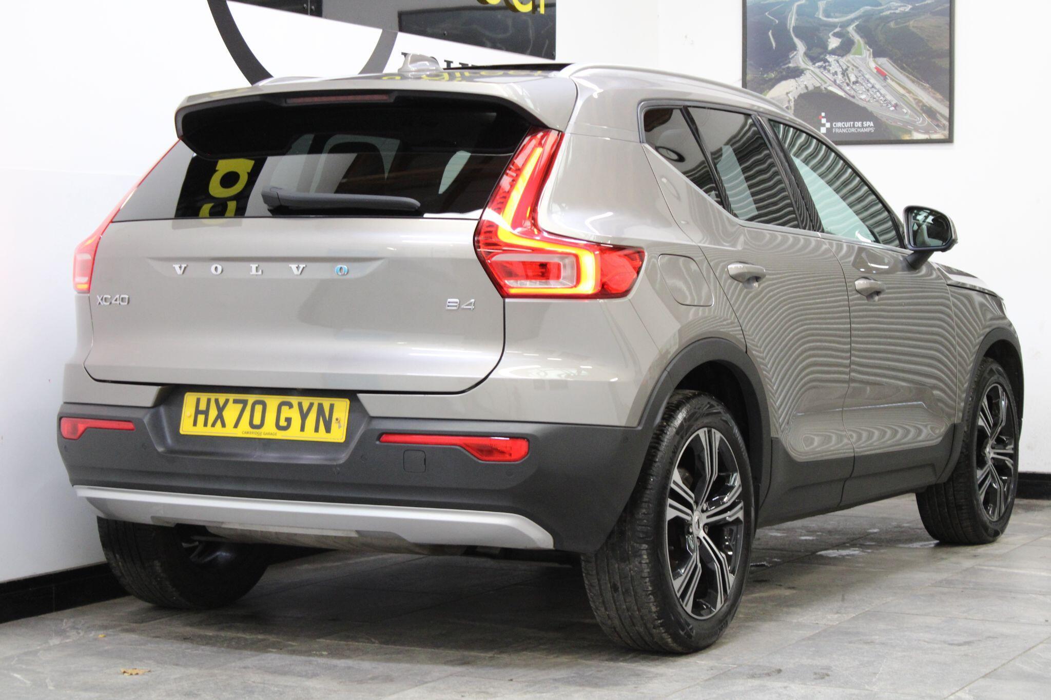 Volvo XC40 - Image 12