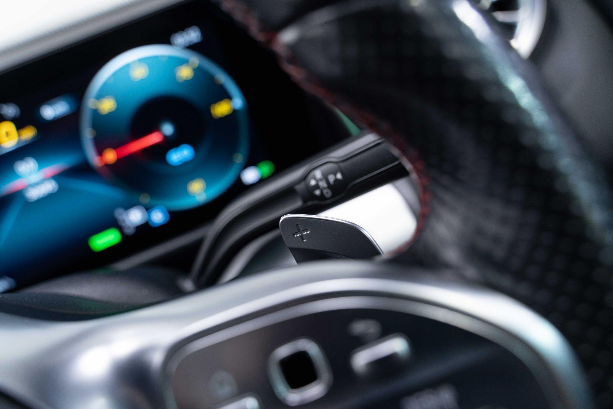 Mercedes Eqb - Image 50