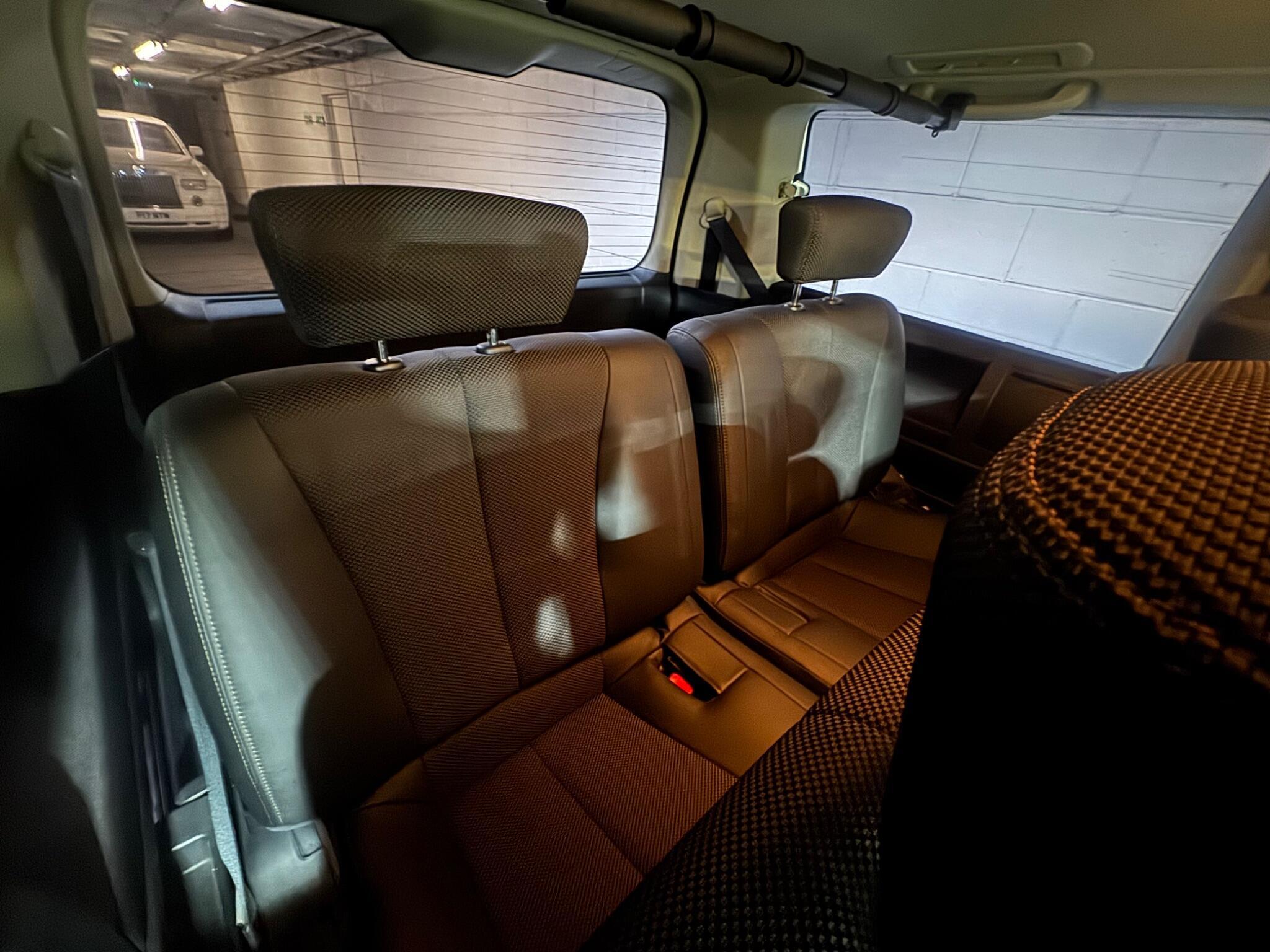 Nissan Elgrand - Image 13
