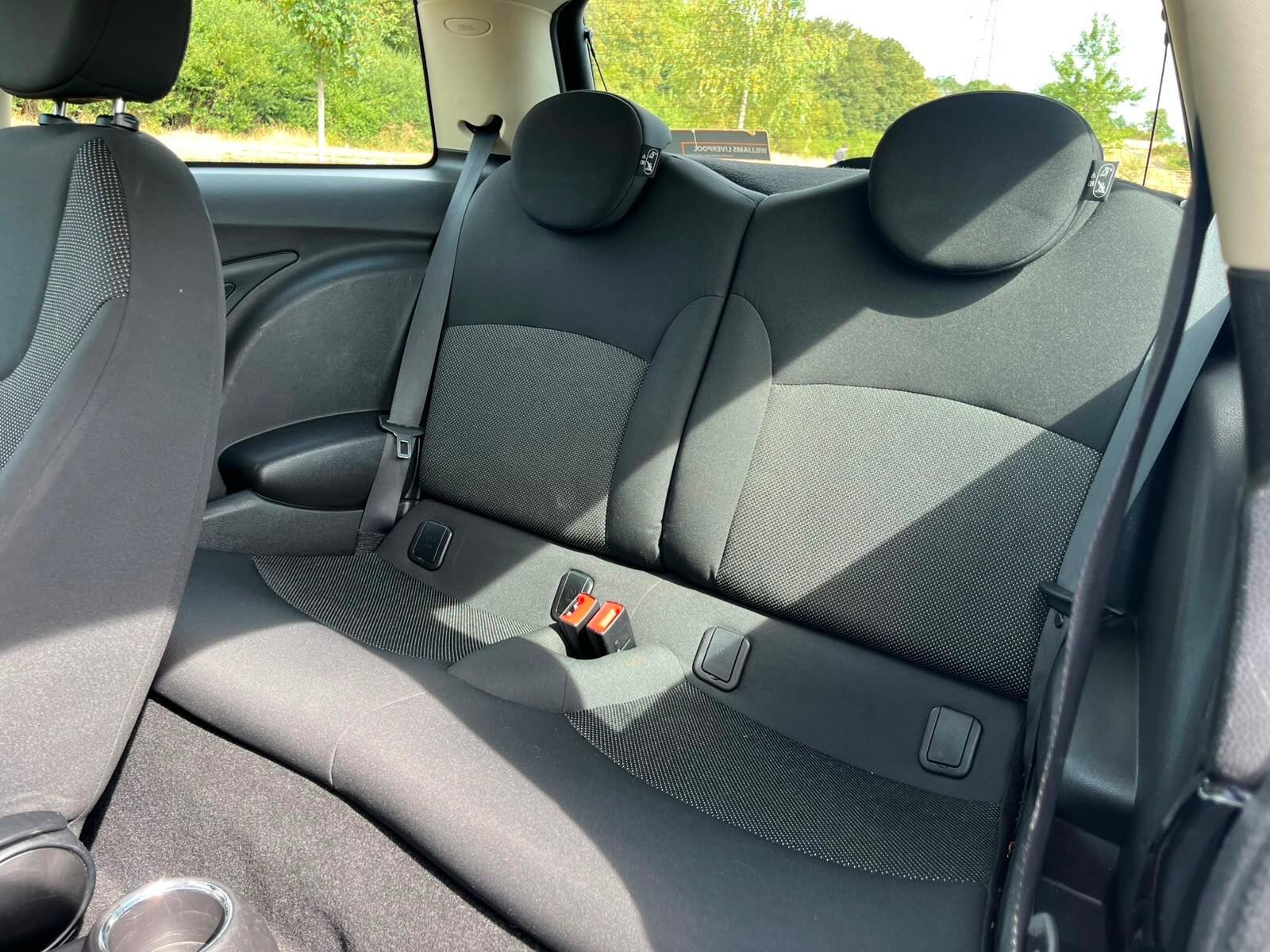 MINI Hatch - Image 9