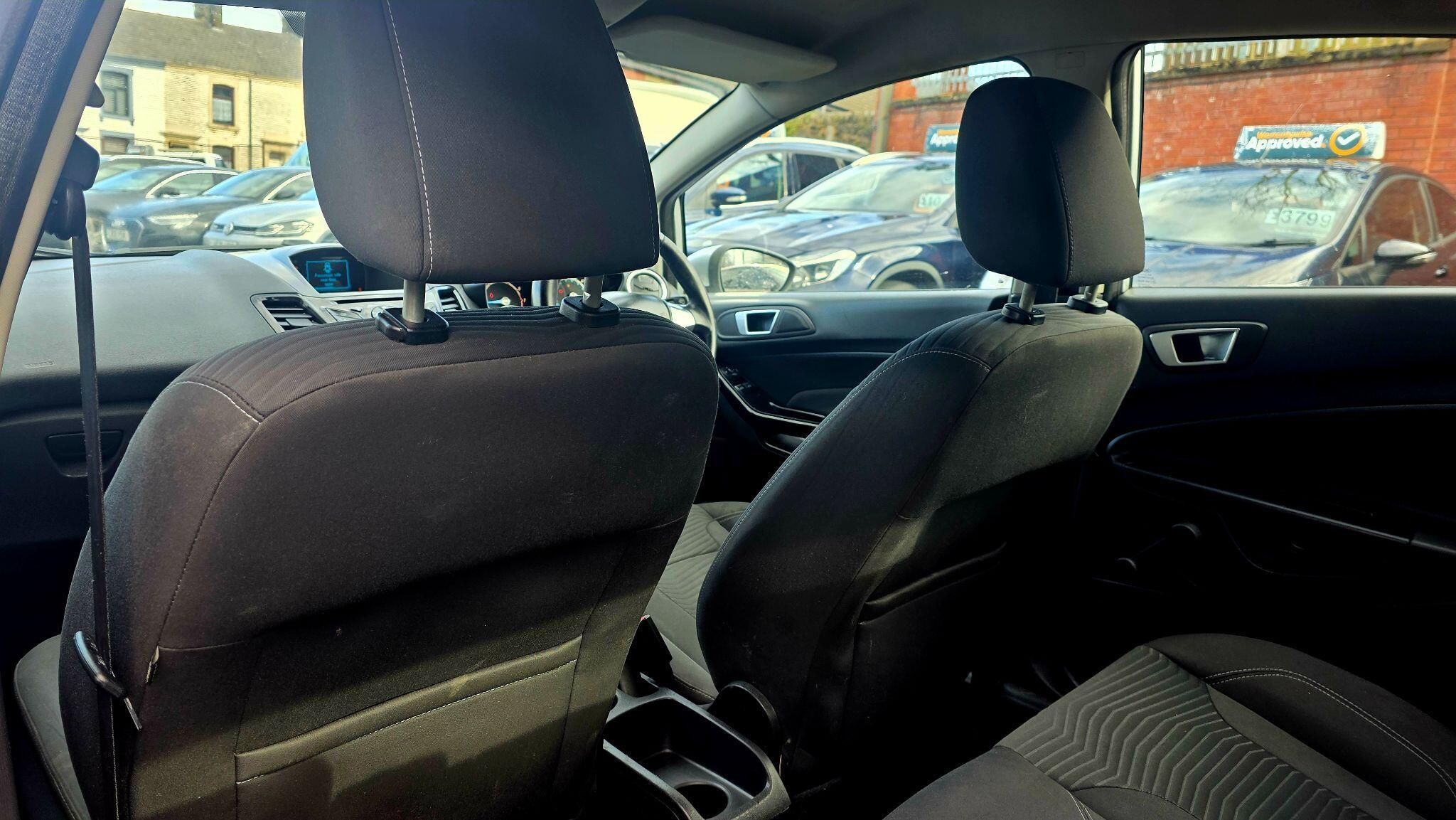 Ford Fiesta - Image 16