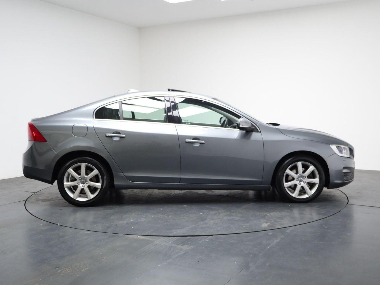 Volvo S60 - Image 7
